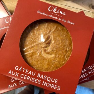gateau-basque-artisanal-aux-cerises-noires